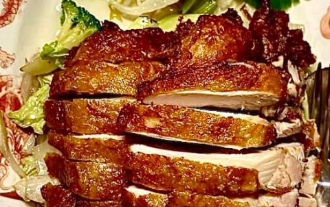 Krosses Huhn mit scharfer Szechuan- Sauce